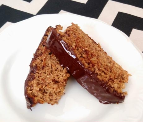 Bolo de Especiarias com Ganache de Cacau Low Carb e Zero Açúcar